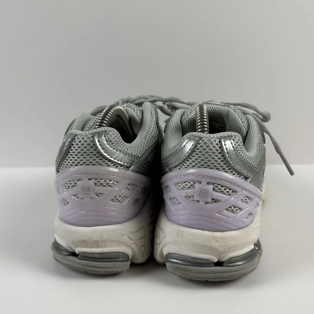New Balance 1960R Silver White/Purple Sneaker Shoes Youth 6 Women's Sz‎ 8
